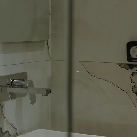 ホテル Lion's Lair