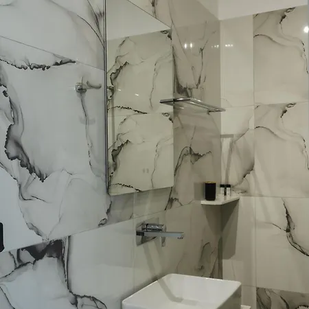 ホテル Lion's Lair