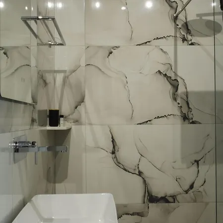 Lion's Lair ホテル