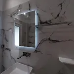 Athena's & Kostas Hotel
