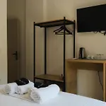 Athena's & Kostas Hotel